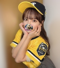 可愛いロリータ・ツインテールの少女  オガタ・ヒトミ 151cm  42kg  Dカップ  19歳 あ