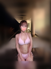 莉沙 165.F.48.25歳    爆乳淫乱人妻    満足させるのが難しい淫乱女。あなたの挑戦を