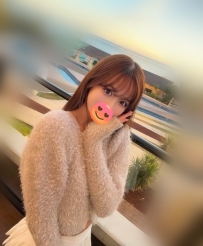 🌸 小柄で可愛いCカップの美少女新人、玉井マナちゃん  ✨ かわいいスタイルの小さな