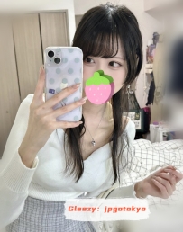 彼女は優雅で爽やかな雰囲気で、男性を虜にします。  スレンダーな体型、豊かな胸、そ