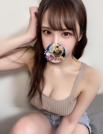 在校学生的清纯与活力，带来满满的初恋感！完美身材比例：娇小却丰满