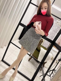 ピンク系セクシーなお姉さんタイプの新人が登場！  色白で清潔な肌、魅惑的なお姉さん