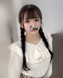 美雅  164.46.C.21岁  #在校生 骨感细线 美腿女孩  甜美可爱型 性格健谈 很有女友FU